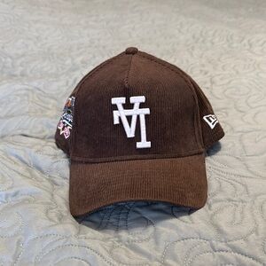 New Era LA Dodgers Upside Down Snapback, Brown Curduroy Cap Gray Bottom